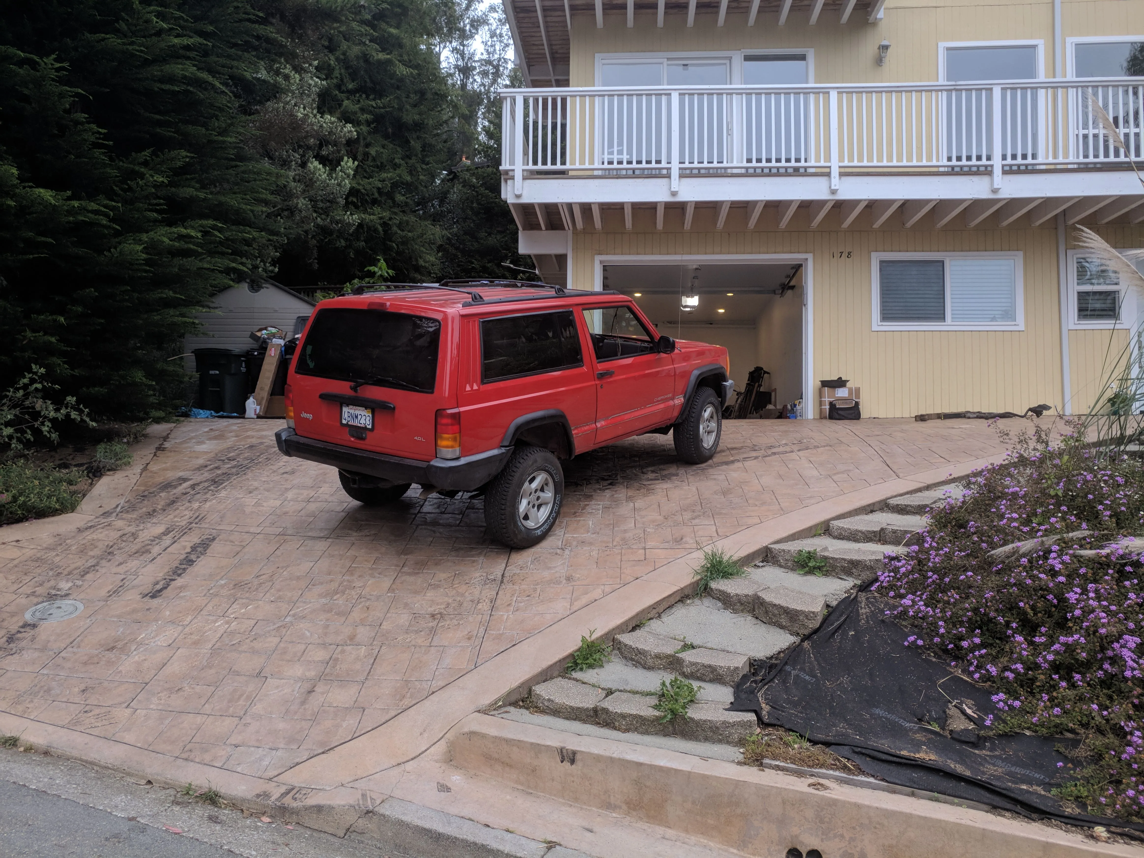 Jeep Cherokee